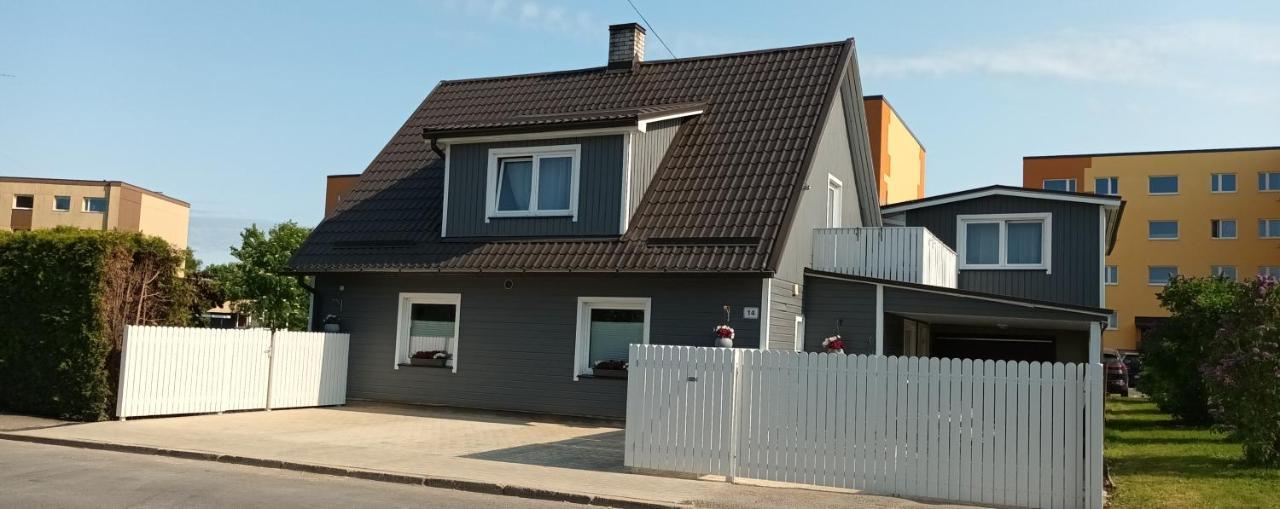 Liisu Kuelalistemaja Lejlighed Haapsalu Eksteriør billede